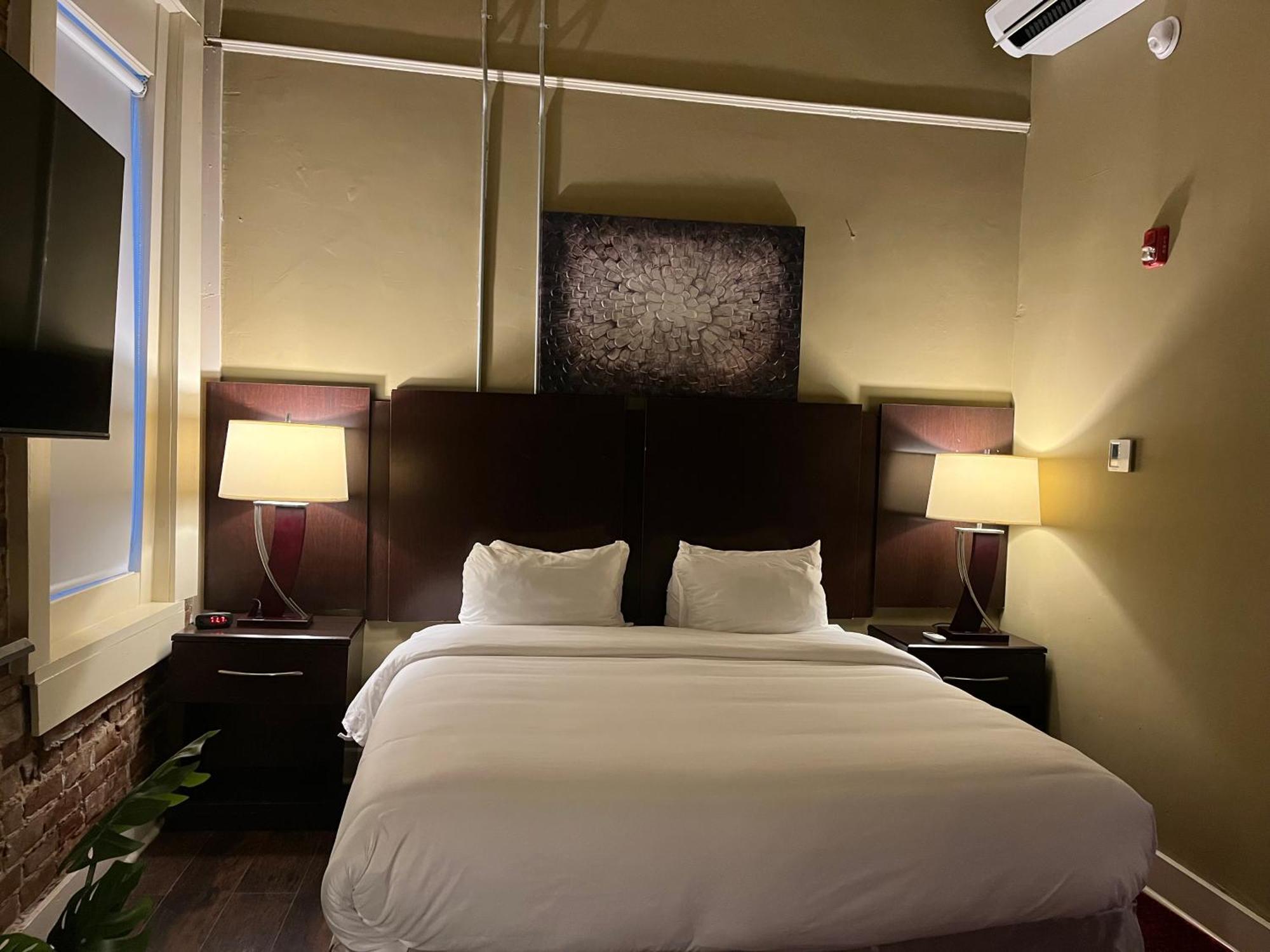 The Skylight Hotel 格林维尔 外观 照片
