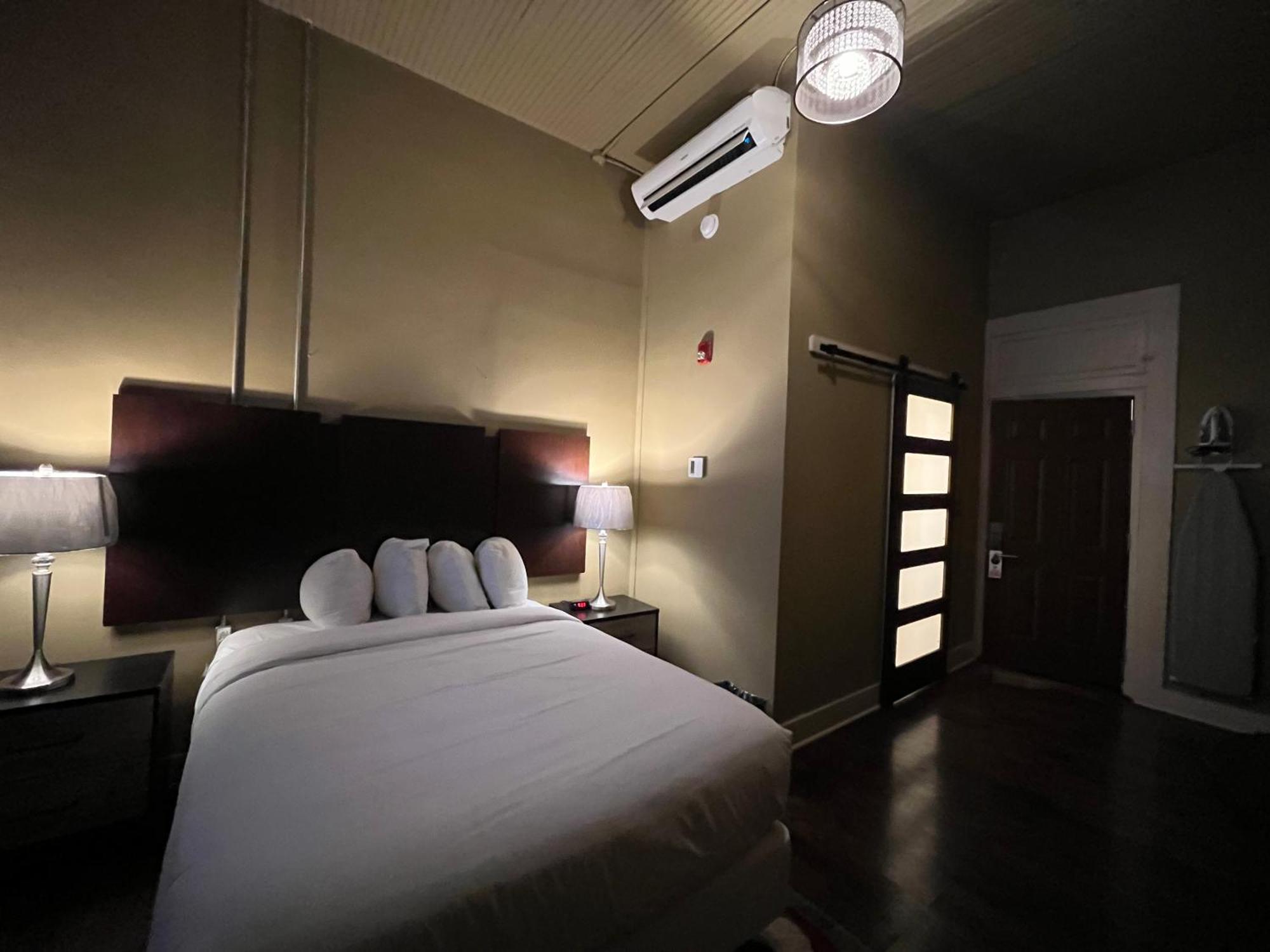The Skylight Hotel 格林维尔 外观 照片