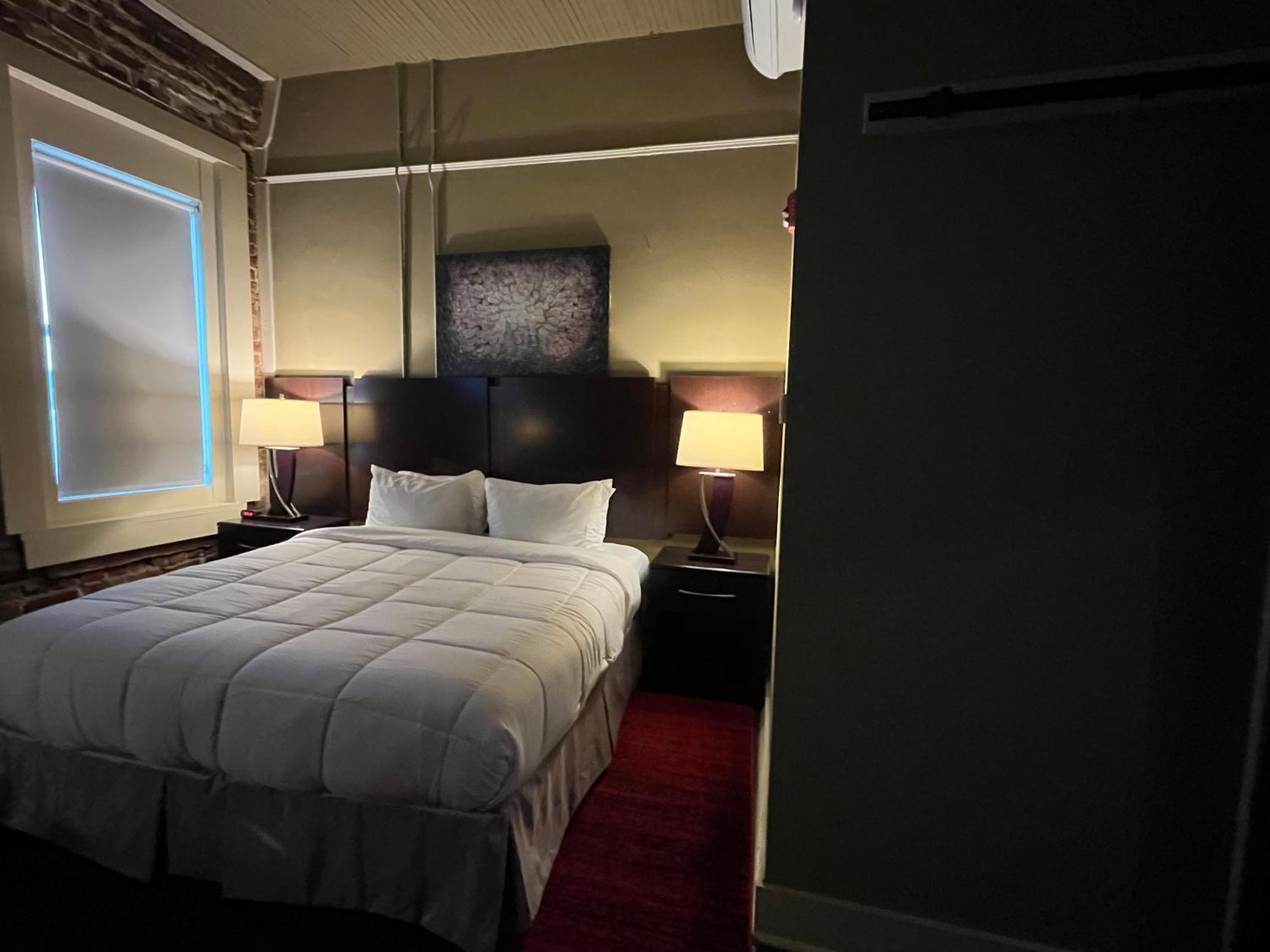 The Skylight Hotel 格林维尔 外观 照片