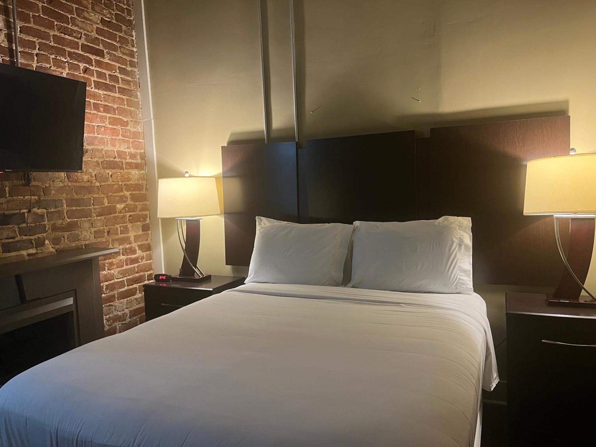 The Skylight Hotel 格林维尔 外观 照片